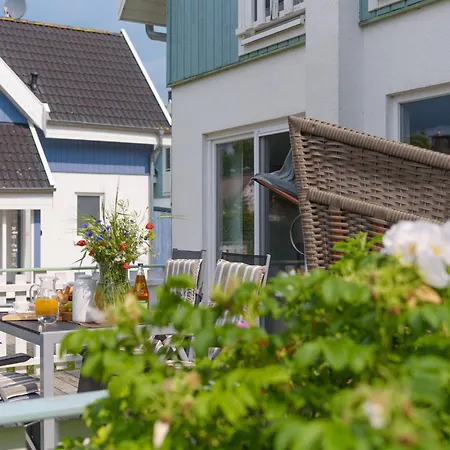 Strandhaus Lucia In *