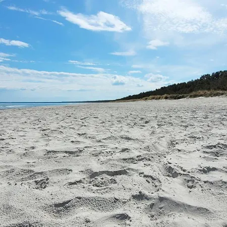 Strandhaus Lucia In * ברייגה